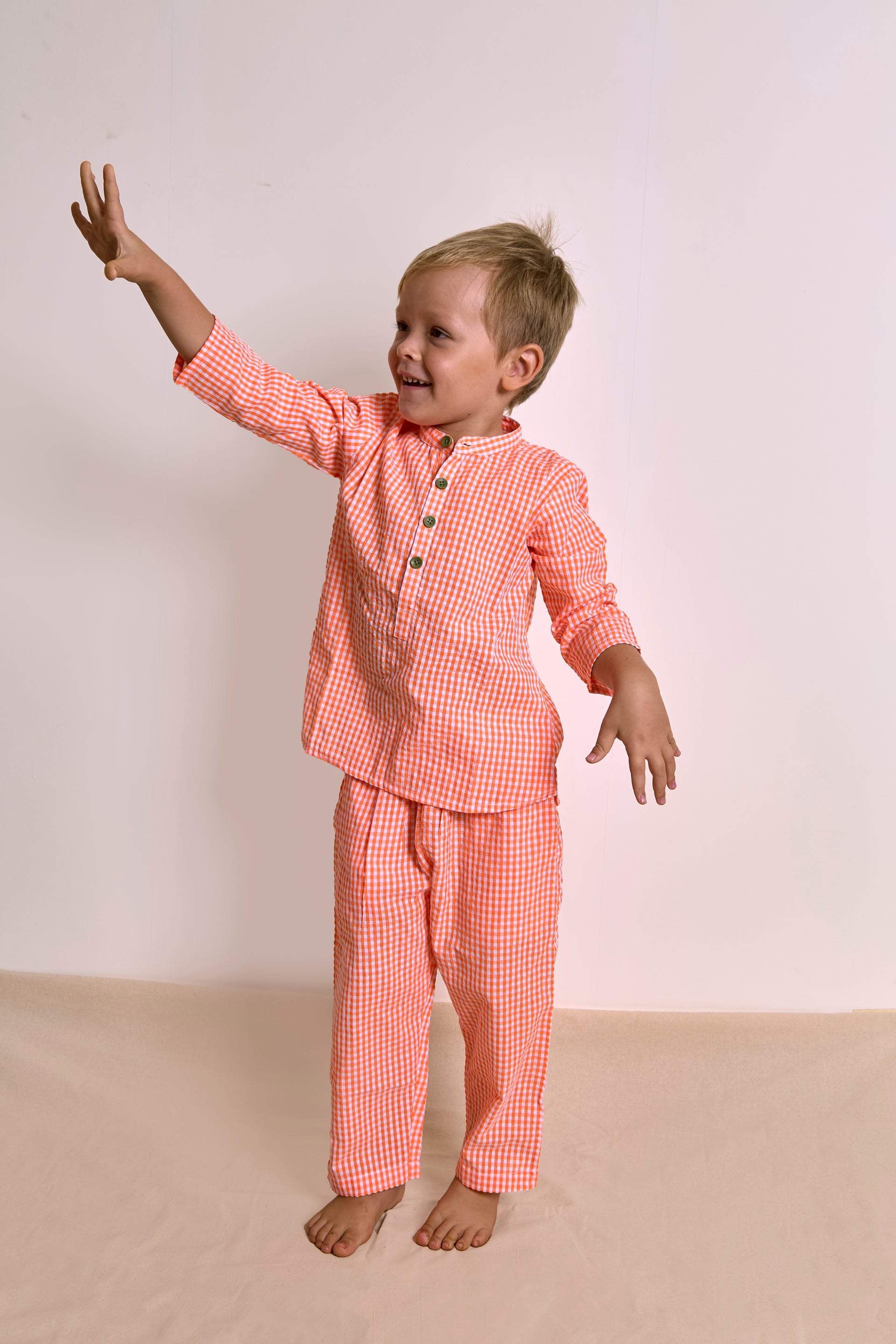 The Seersucker Lounge Set| Organic Cotton| Unisex Kids loungewear